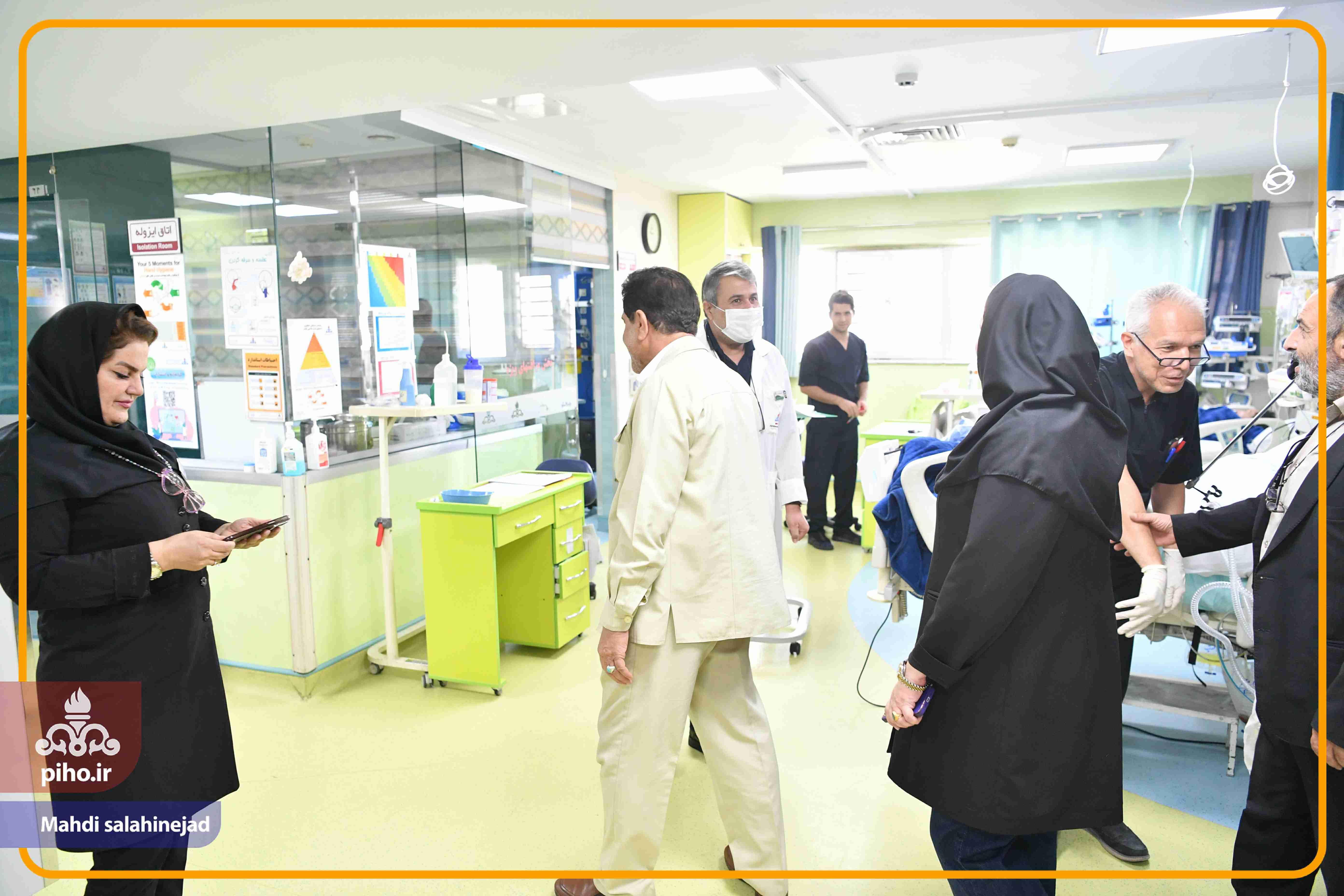 بازدید دکتر شجاع بیمارستان تهران 57