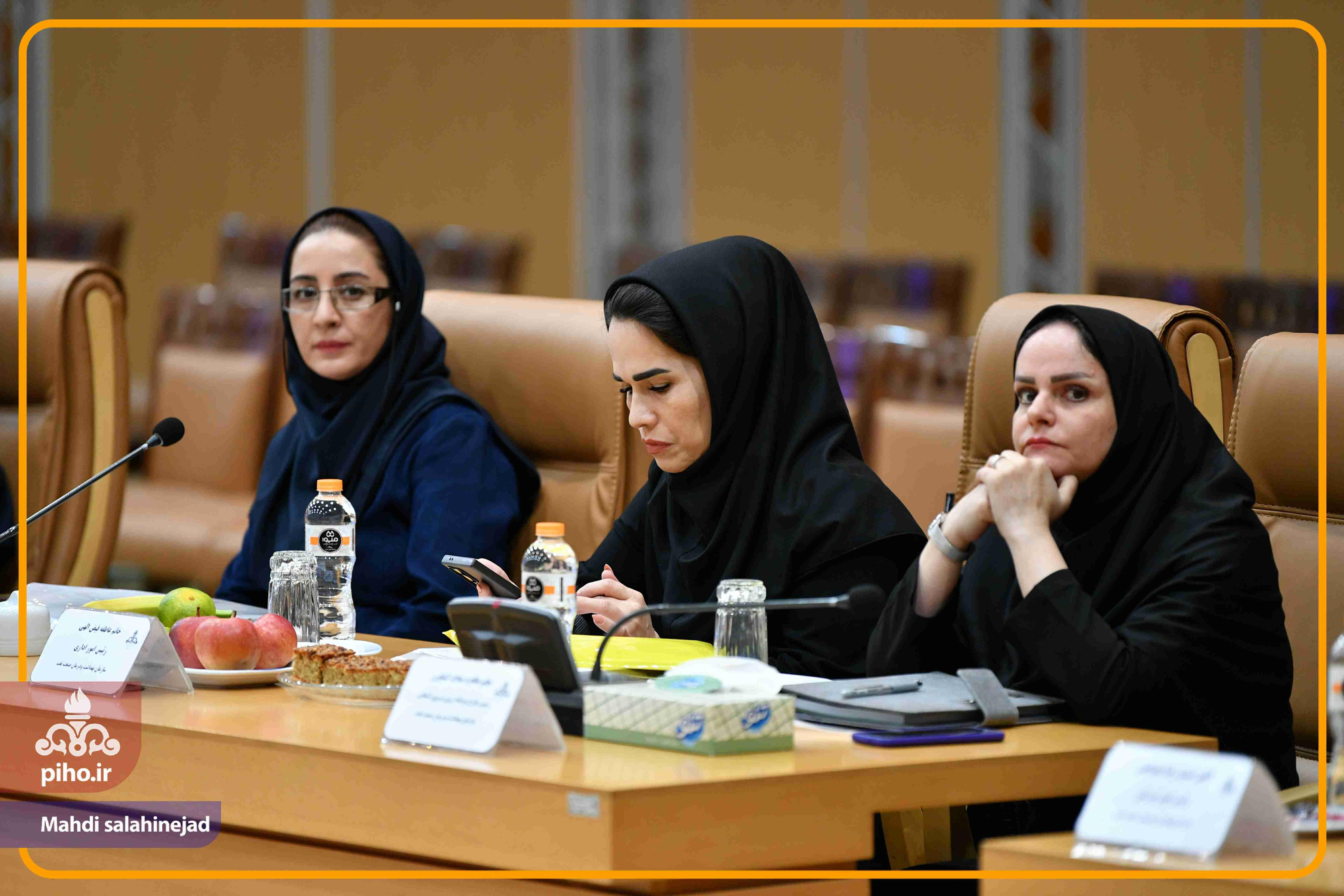 نشست معاونین و روسای پشتیبانی1404 73