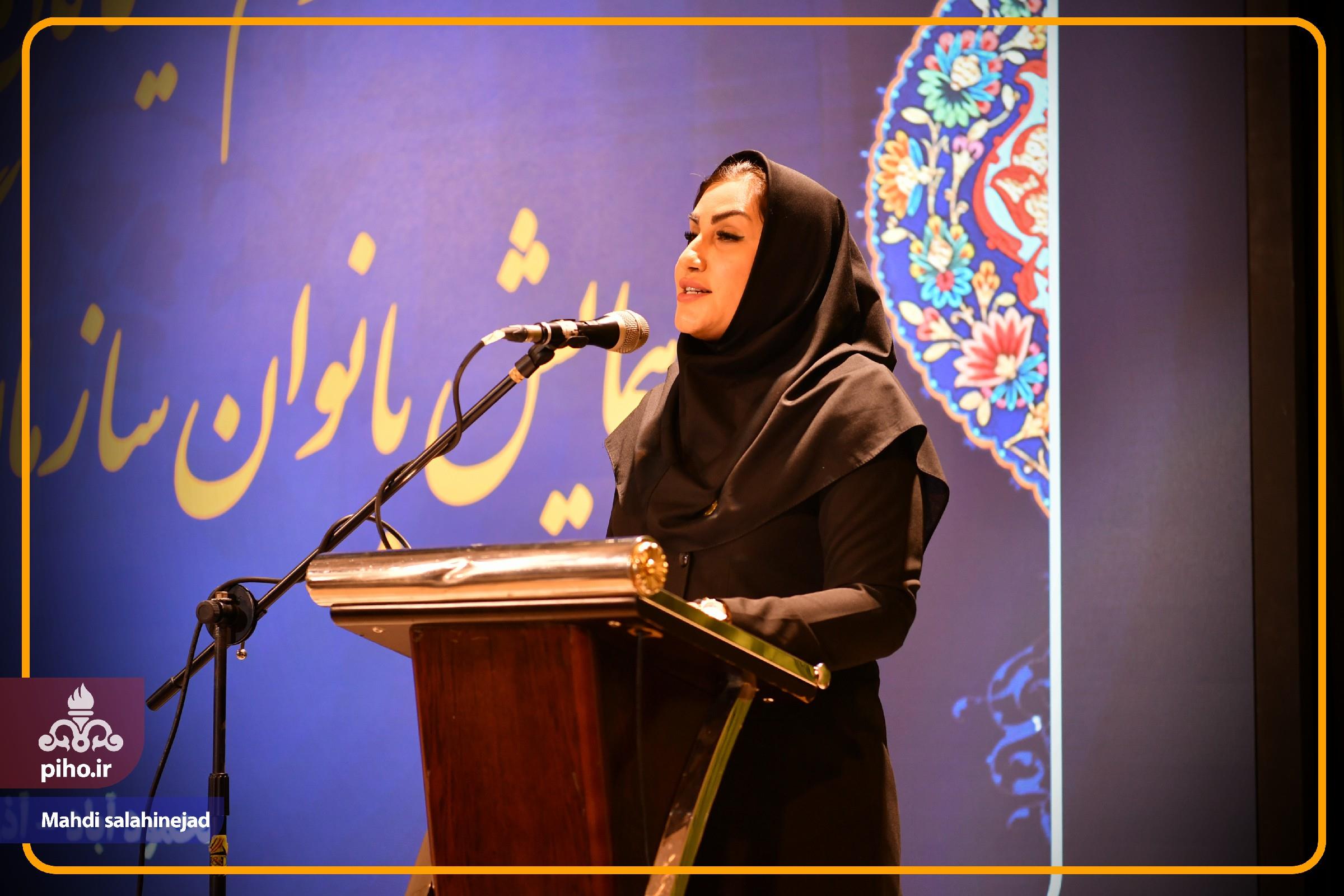 گزارش تصویری محمودآباد / بانوان سرپرست خانواده 31