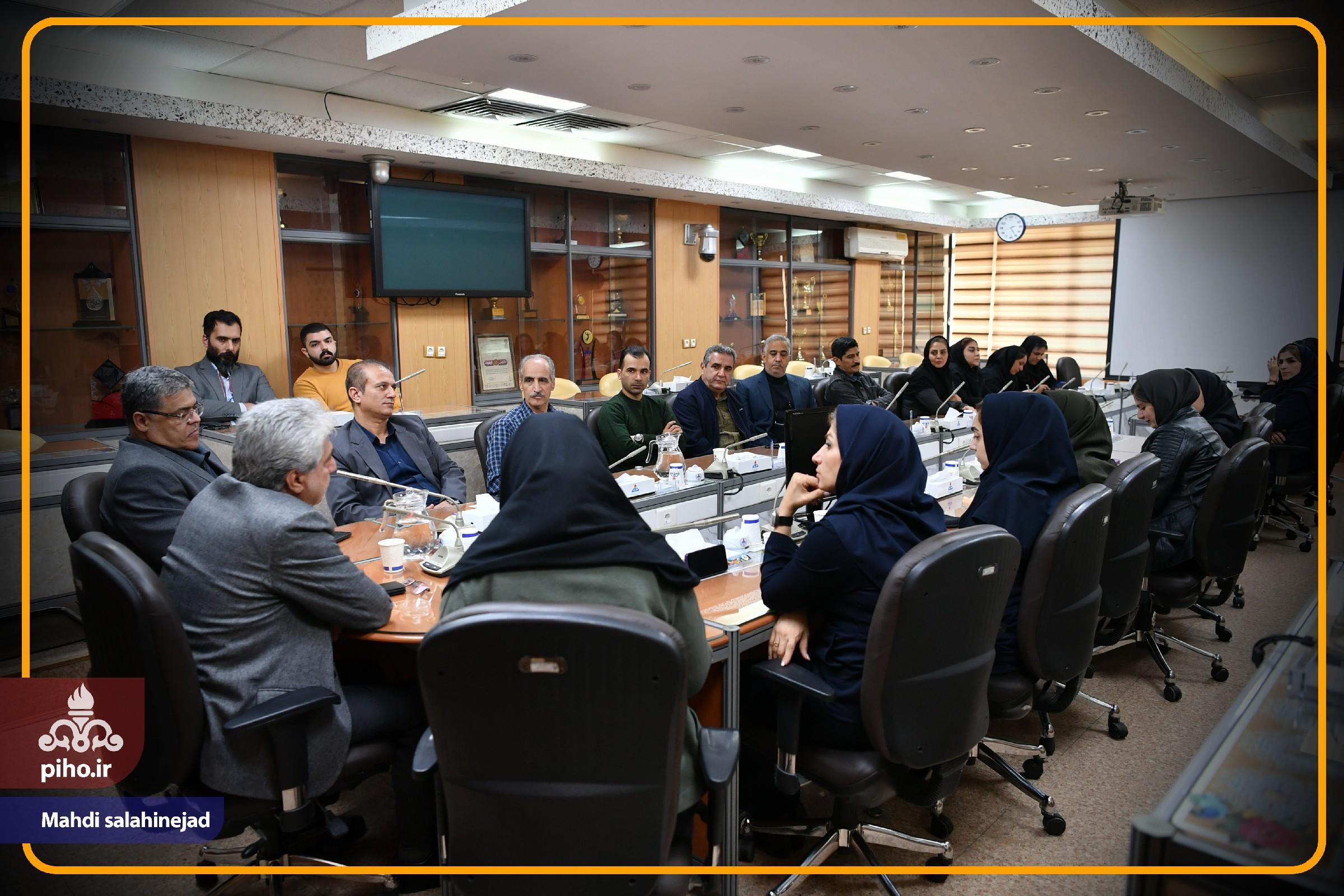 گرامیداشت روز حسابدار  15