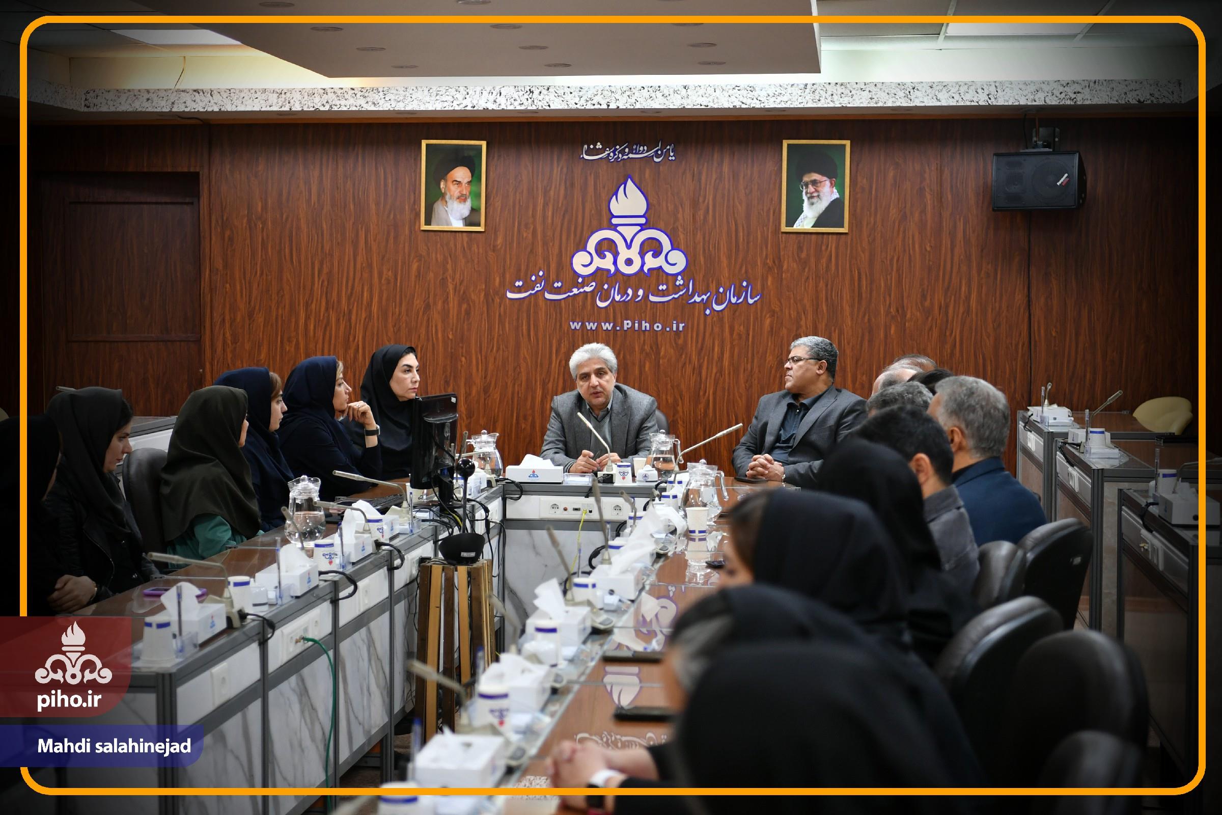 گرامیداشت روز حسابدار  12