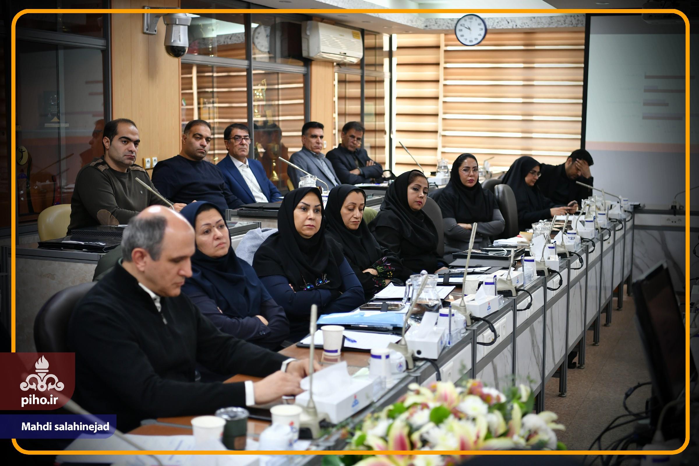 گردهمایی درمان غیرمستقیم(2) 39