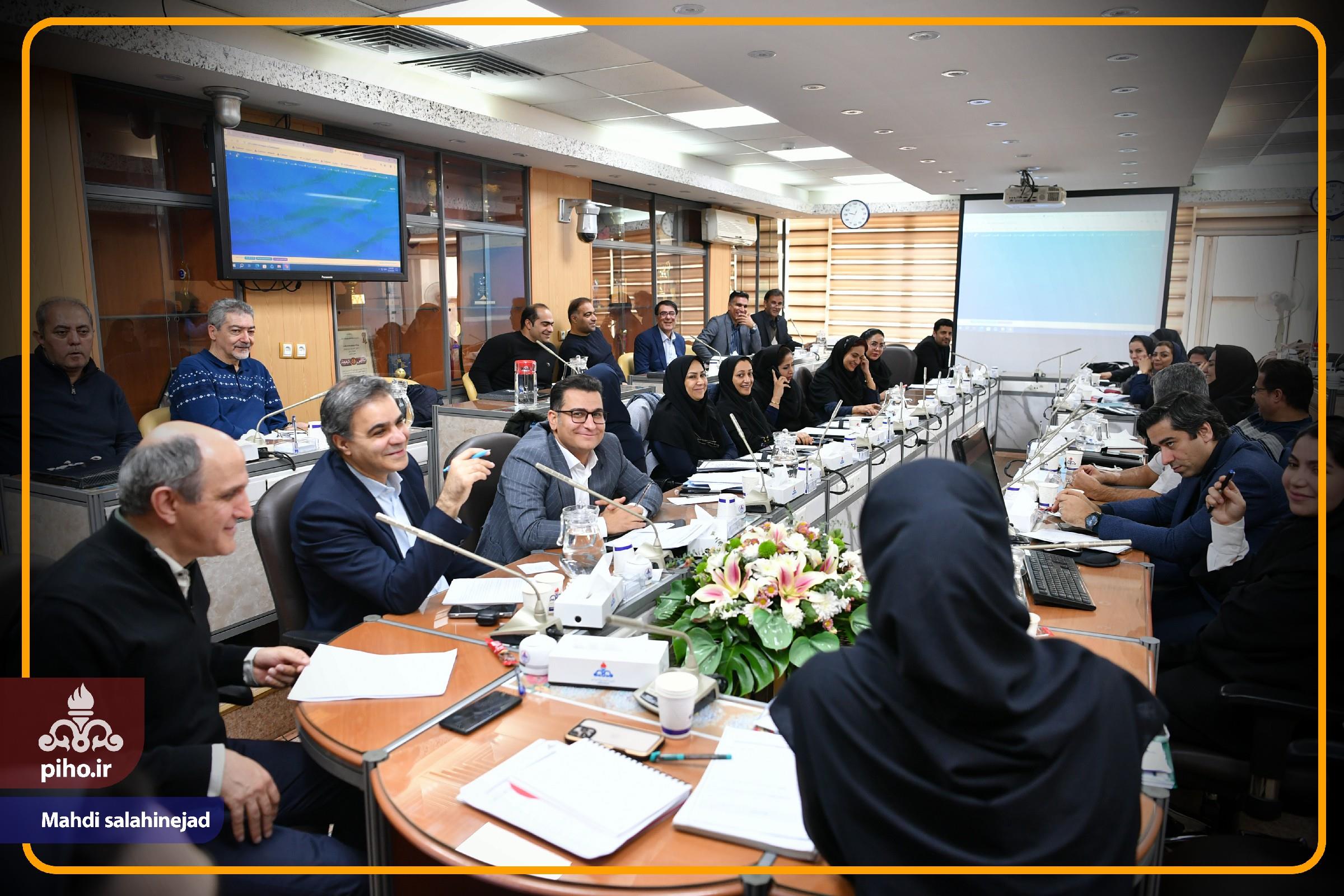 گردهمایی درمان غیرمستقیم(2) 9